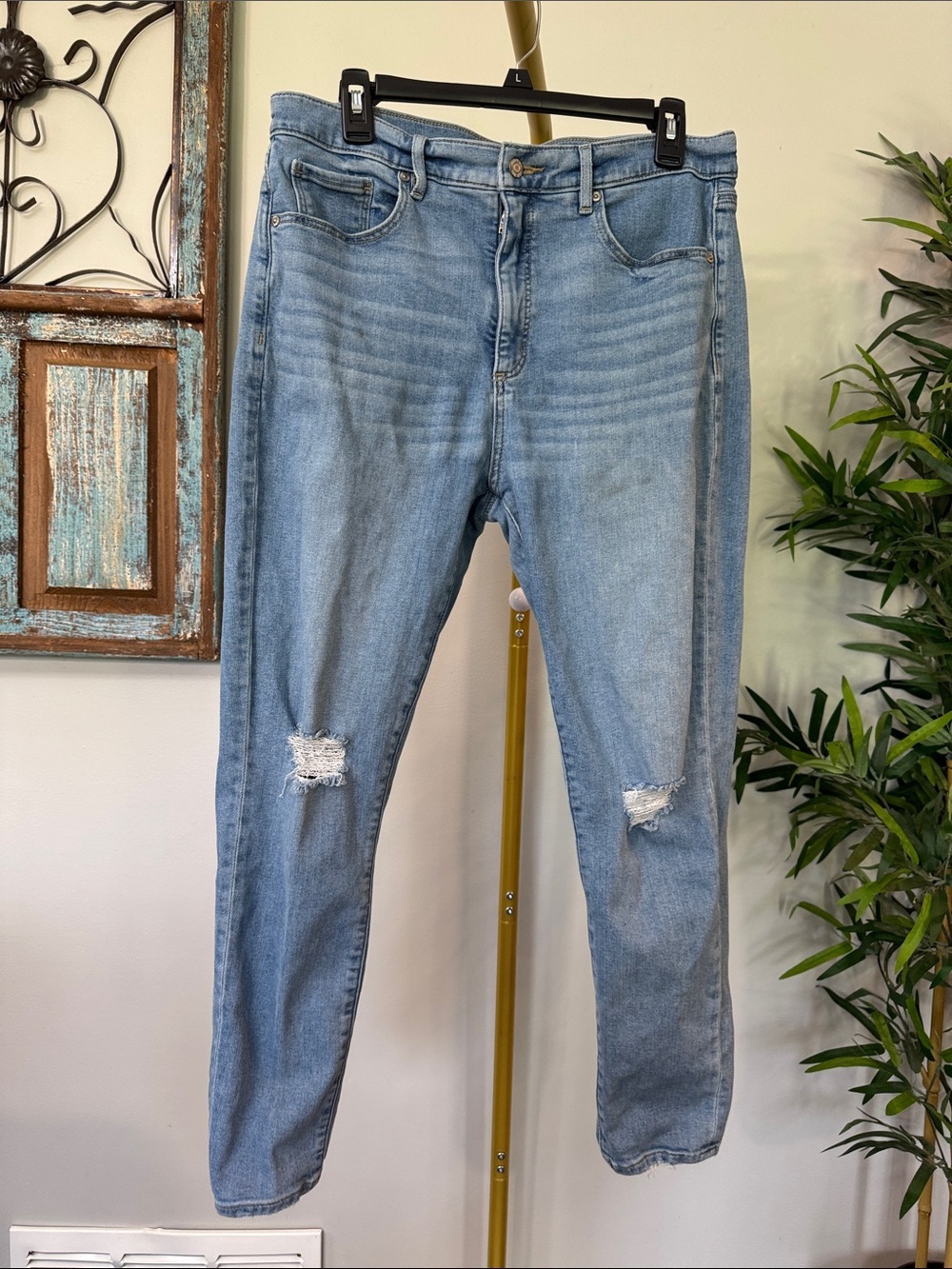 LOFT high waist Light Wash Distressed skinny Jeans